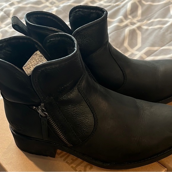 Luvelle Ugg booties - Picture 2 of 7